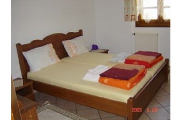 Greece Privát Afetes, Interior